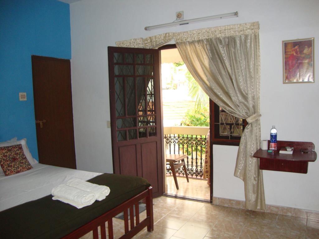 Lazar Residency Homestay Kochi エクステリア 写真