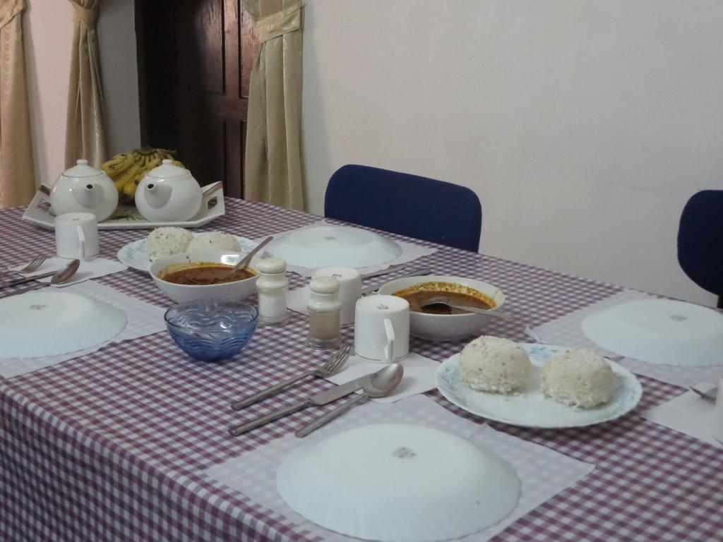 Lazar Residency Homestay Kochi エクステリア 写真