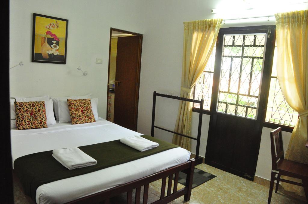 Lazar Residency Homestay Kochi エクステリア 写真