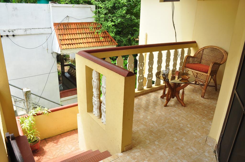 Lazar Residency Homestay Kochi エクステリア 写真