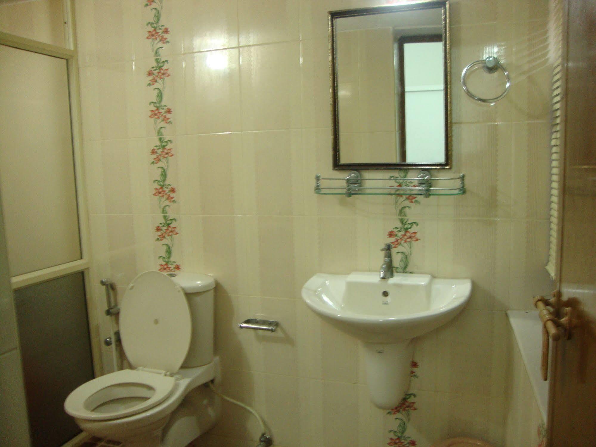 Lazar Residency Homestay Kochi エクステリア 写真