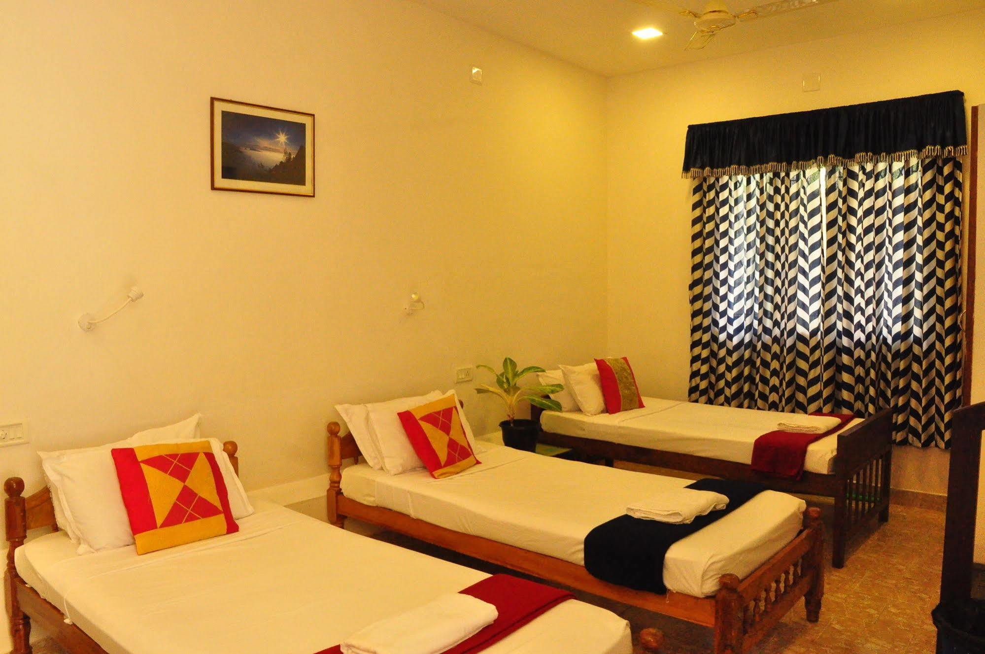 Lazar Residency Homestay Kochi エクステリア 写真